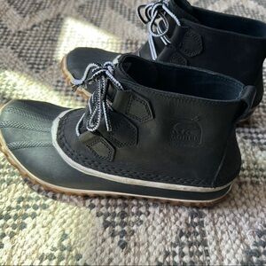 Sorel Women’s Out and About Bootie